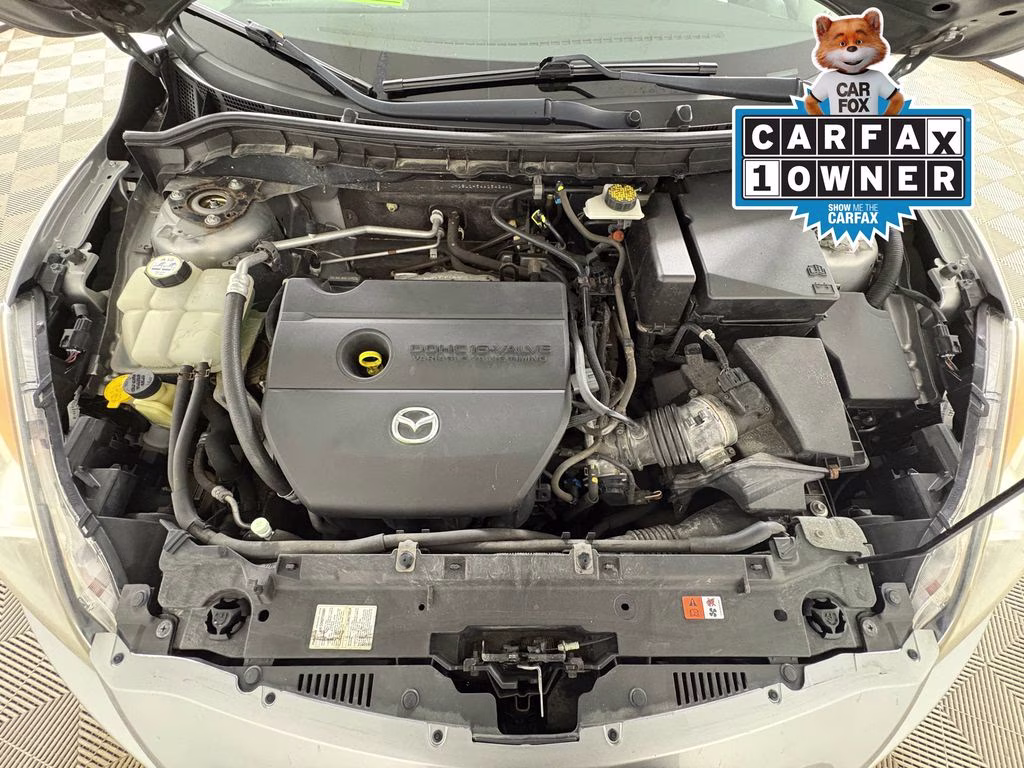 2010 Liquid Silver Metallic Mazda Mazda3 s Sport FWD Hatchback
