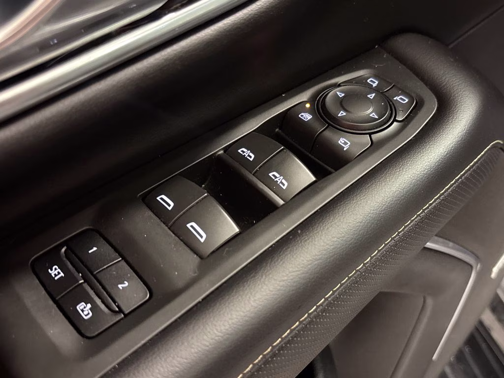 2021 Satin Steel Metallic GMC Yukon XL SLT 4X4 SUV