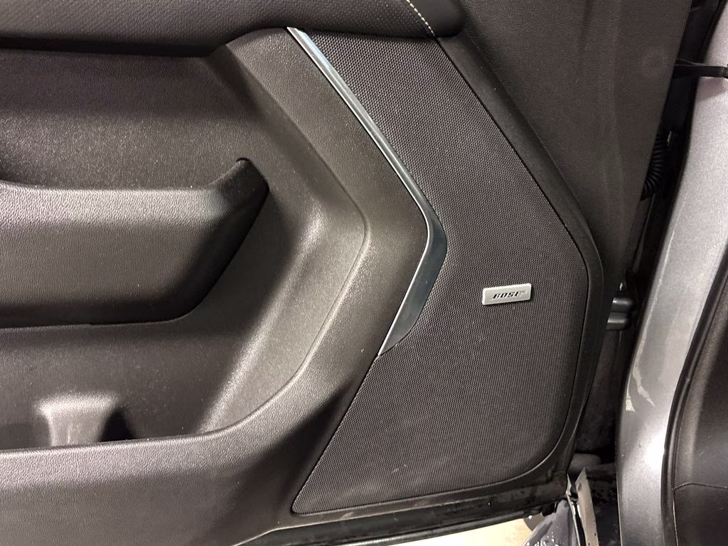 2021 Satin Steel Metallic GMC Yukon XL SLT 4X4 SUV