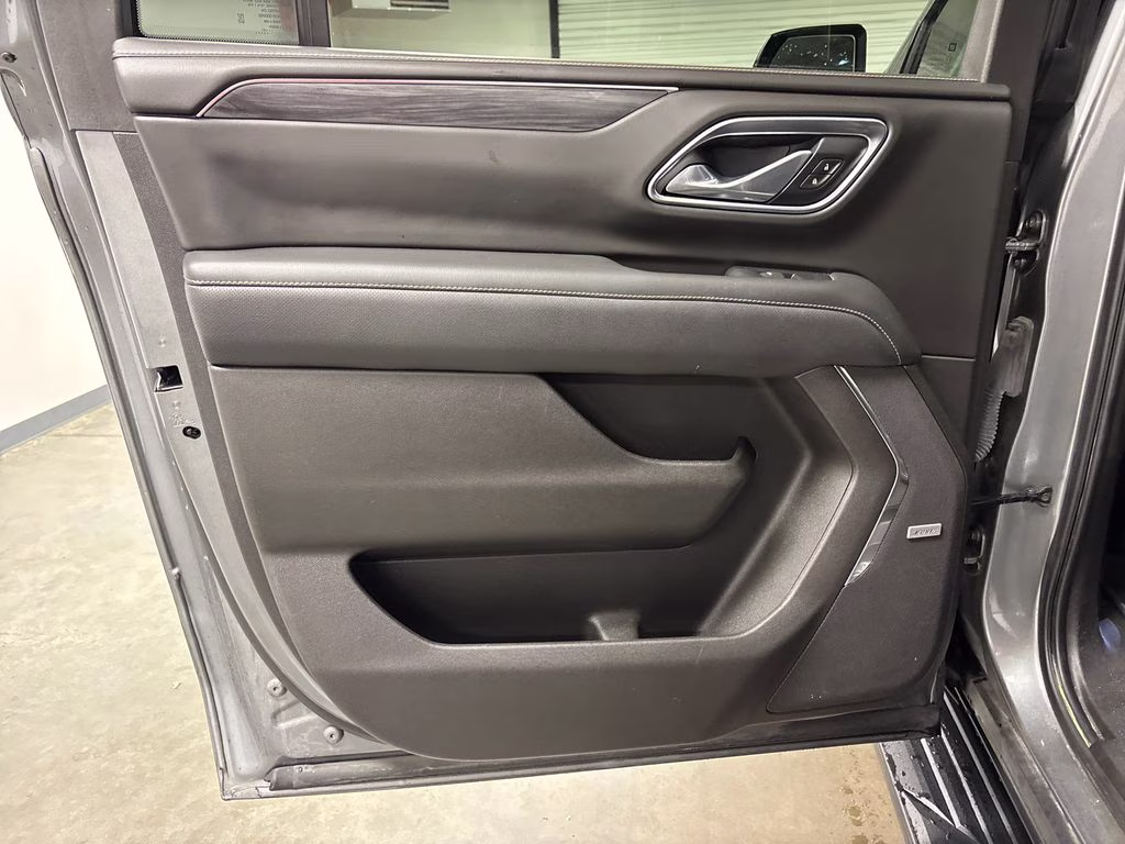 2021 Satin Steel Metallic GMC Yukon XL SLT 4X4 SUV