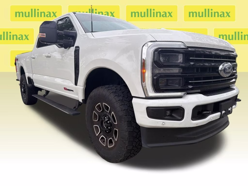 2025 White Metallic Ford Super Duty F-250 SRW Platinum 4X4 Truck