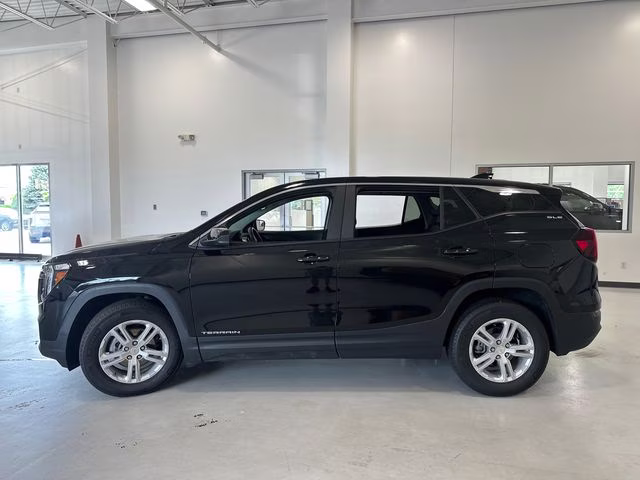 2023 Ebony Twilight Metallic GMC Terrain SLE FWD SUV