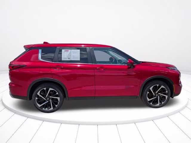 2023 Red Diamond Mitsubishi Outlander SE AWD SUV