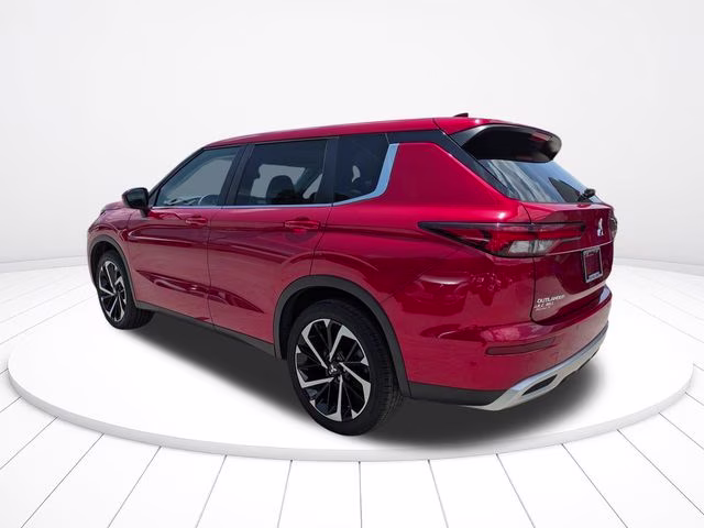 2023 Red Diamond Mitsubishi Outlander SE AWD SUV