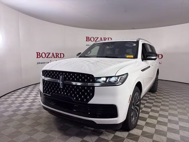 2025 White Metallic Lincoln Navigator Black Label 4X4 SUV