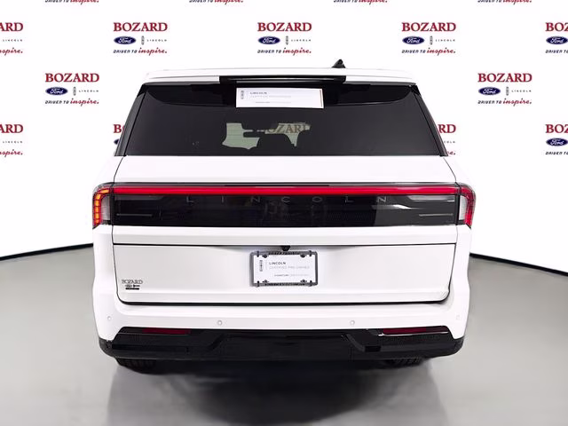 2025 Pristine White Metallic Tri-Coat Lincoln Navigator Black Label 4X4 SUV