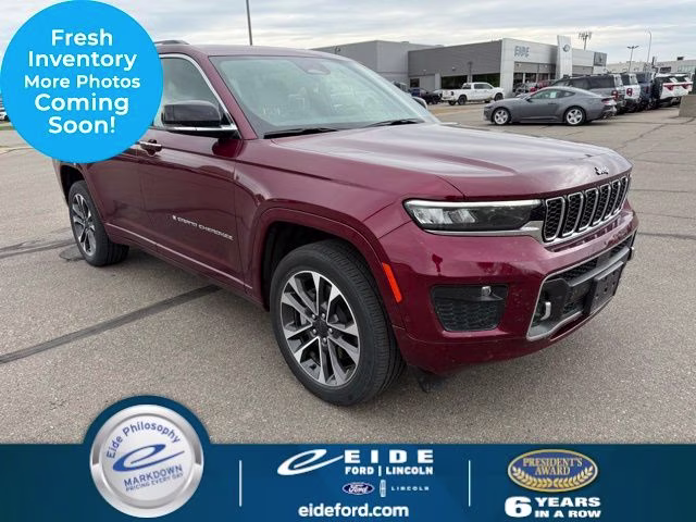 2021 Velvet Red Pearlcoat Jeep Grand Cherokee L Overland 4X4 SUV