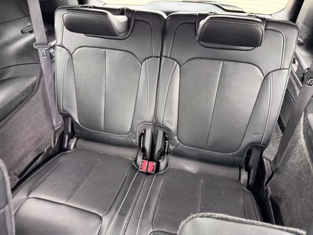 2021 Velvet Red Pearlcoat Jeep Grand Cherokee L Overland 4X4 SUV