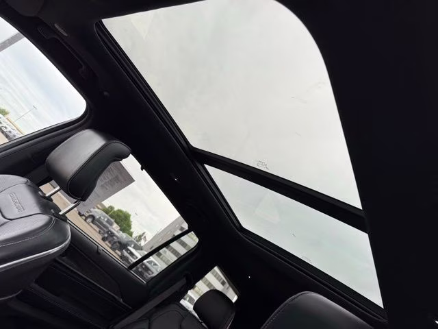 2021 Velvet Red Pearlcoat Jeep Grand Cherokee L Overland 4X4 SUV
