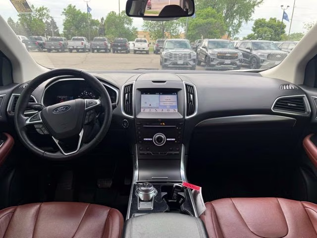 2019 White Platinum Metallic Tri-Coat Ford Edge Titanium AWD SUV