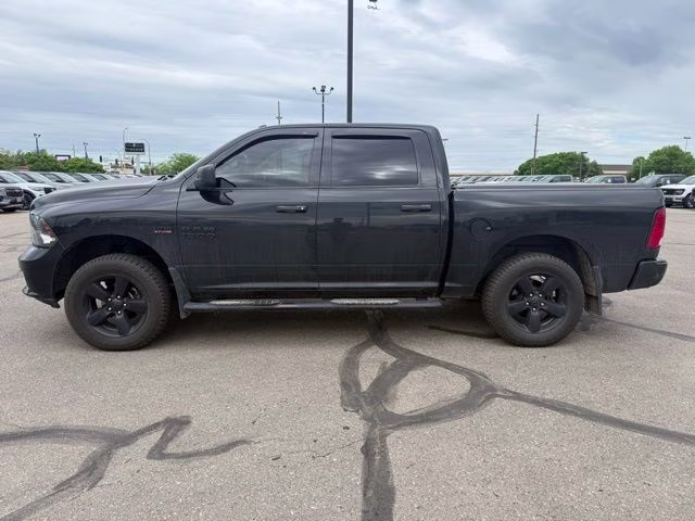 2017 Brilliant Black Crystal Pearlcoat Ram 1500 Express 4X4 Truck