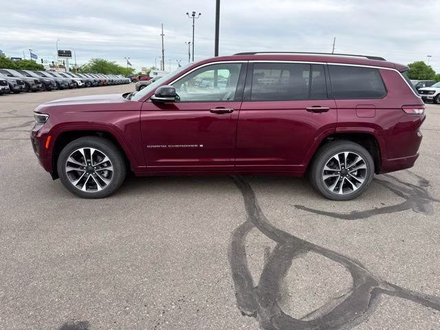 2021 Velvet Red Pearlcoat Jeep Grand Cherokee L Overland 4X4 SUV