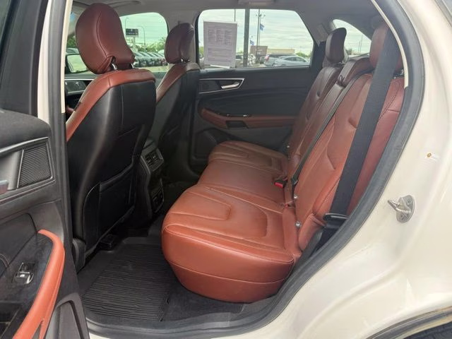 2019 White Ford Edge Titanium AWD SUV