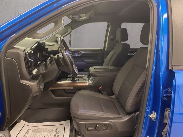2022 Glacier Blue Metallic Chevrolet Silverado 1500 RST 4X4 Truck