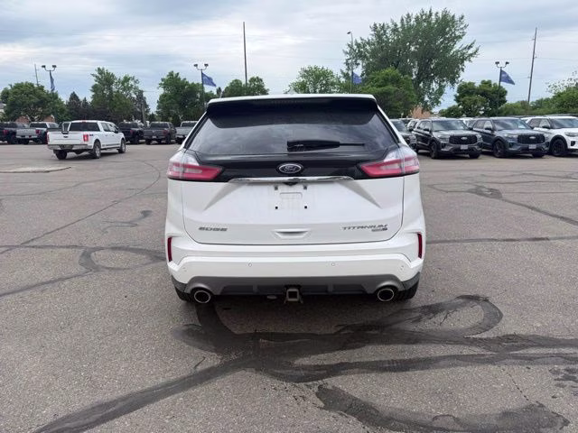 2019 White Ford Edge Titanium AWD SUV