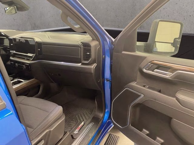 2022 Glacier Blue Metallic Chevrolet Silverado 1500 RST 4X4 Truck