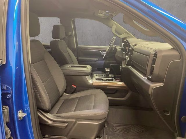 2022 Glacier Blue Metallic Chevrolet Silverado 1500 RST 4X4 Truck