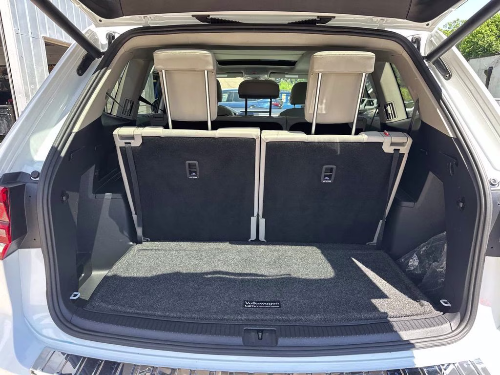2018 Pure White Volkswagen Atlas SEL FWD SUV