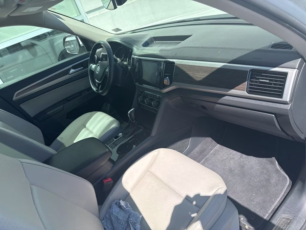 2018 White Volkswagen Atlas SEL FWD SUV