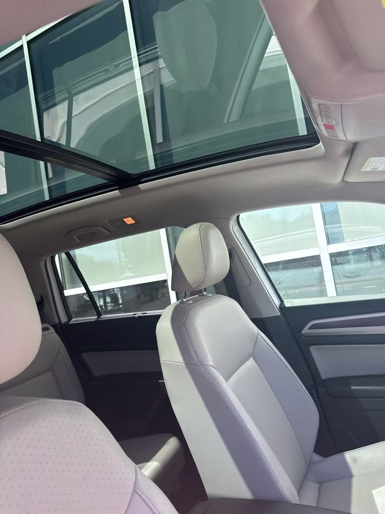 2018 White Volkswagen Atlas SEL FWD SUV