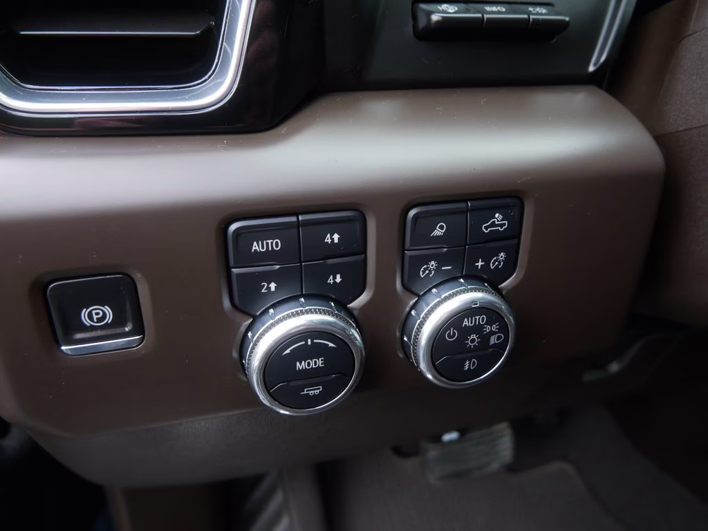 2025 Black GMC Sierra 2500HD Denali 4X4 Truck