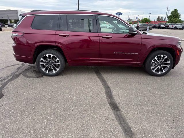 2021 Velvet Red Pearlcoat Jeep Grand Cherokee L Overland 4X4 SUV