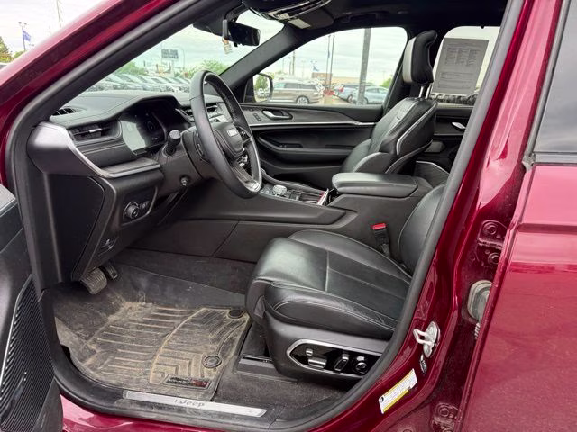 2021 Velvet Red Pearlcoat Jeep Grand Cherokee L Overland 4X4 SUV