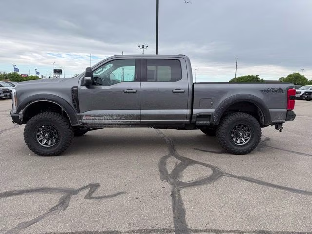 2024 Carbonized Gray Metallic Ford Super Duty F-250 SRW Lariat 4X4 Truck