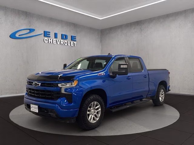 2022 Glacier Blue Metallic Chevrolet Silverado 1500 RST 4X4 Truck