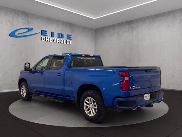 2022 Glacier Blue Metallic Chevrolet Silverado 1500 RST 4X4 Truck