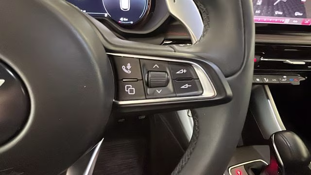 2024 Q Ball Dodge Hornet R/T AWD SUV