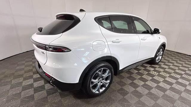 2024 Q Ball Dodge Hornet R/T AWD SUV