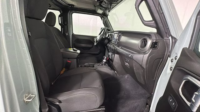 2023 Earl Clearcoat Jeep Wrangler Willys 4xe 4X4 SUV