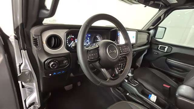 2024 Silver Zynith Clearcoat Jeep Wrangler Willys 4xe 4X4 SUV