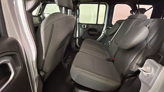 2024 Silver Zynith Clearcoat Jeep Wrangler Willys 4xe 4X4 SUV