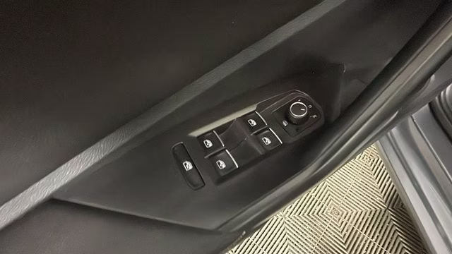 2022 Platinum Gray Metallic Volkswagen Jetta 1.5T S FWD Sedan
