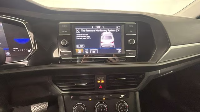 2022 Platinum Gray Metallic Volkswagen Jetta 1.5T S FWD Sedan