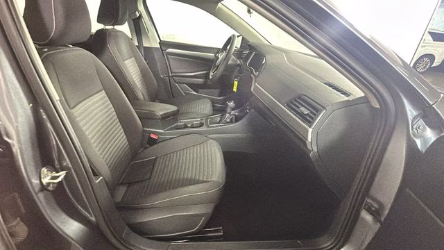 2022 Platinum Gray Metallic Volkswagen Jetta 1.5T S FWD Sedan