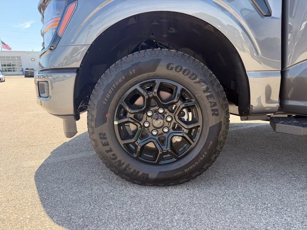2026 Gray Metallic Ford F-150 XLT 4X4 Truck
