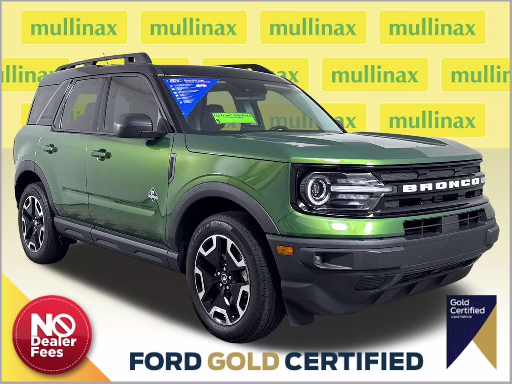 2024 Green Metallic Ford Bronco Sport Outer Banks 4X4 SUV