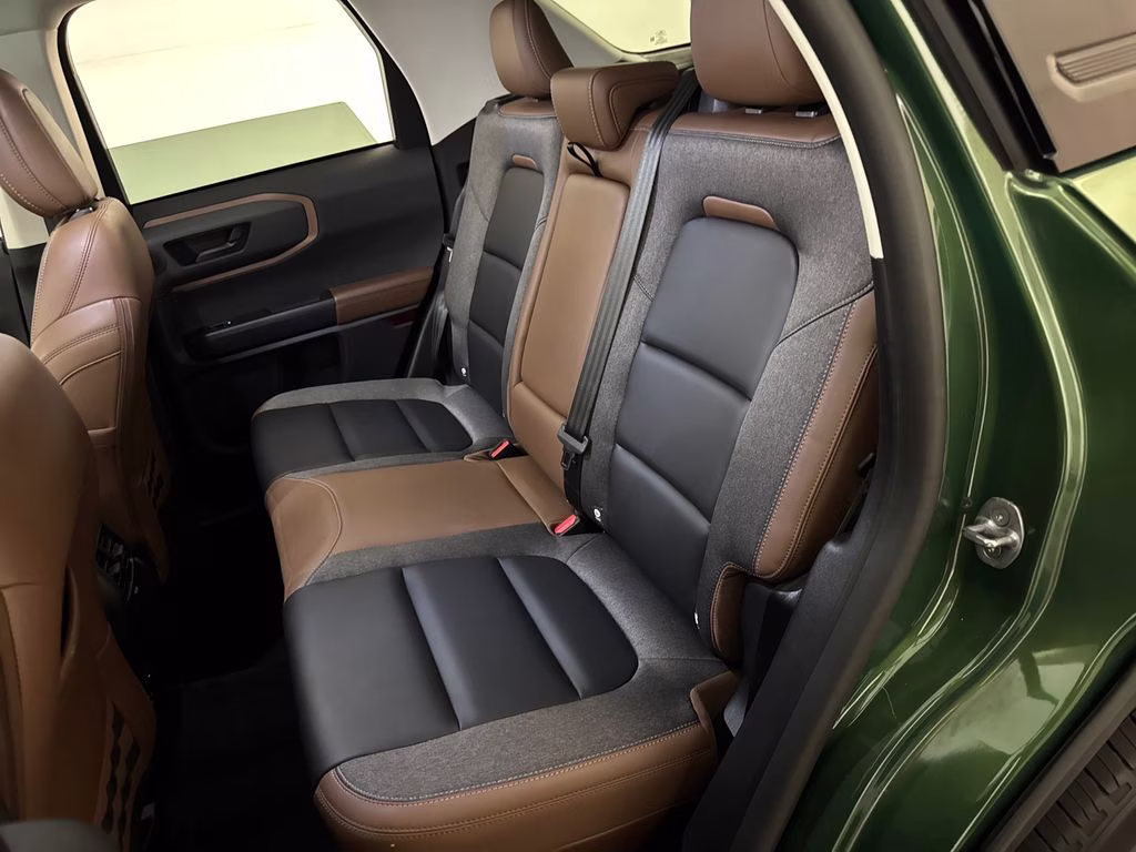 2024 Green Metallic Ford Bronco Sport Outer Banks 4X4 SUV
