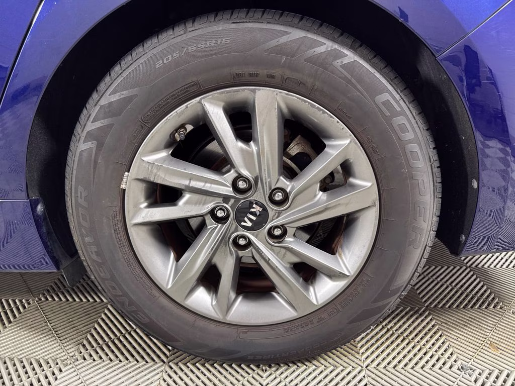 2019 Horizon Blue Kia Optima LX FWD Sedan