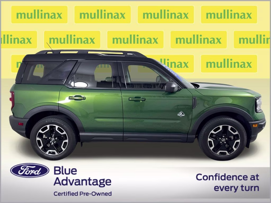 2024 Green Metallic Ford Bronco Sport Outer Banks 4X4 SUV