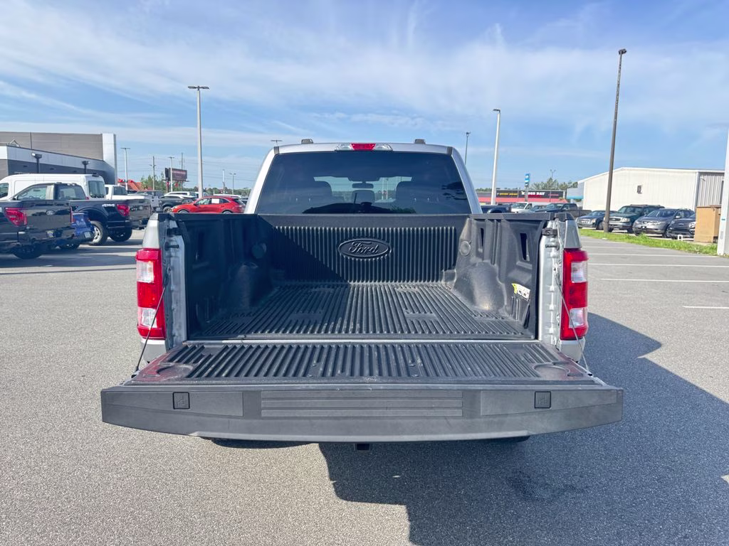 2022 Iconic Silver Metallic Ford F-150 XL 4X4 Truck