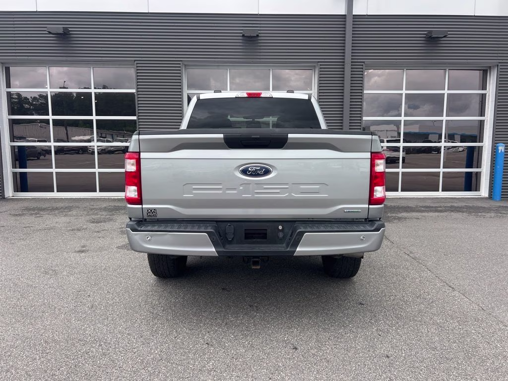 2022 Iconic Silver Metallic Ford F-150 XL 4X4 Truck