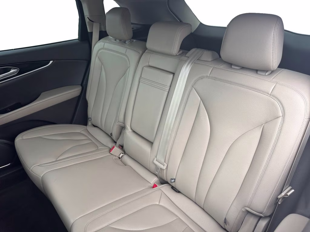 2022 Infinite Black Metallic Clearcoat Lincoln Nautilus Standard FWD SUV