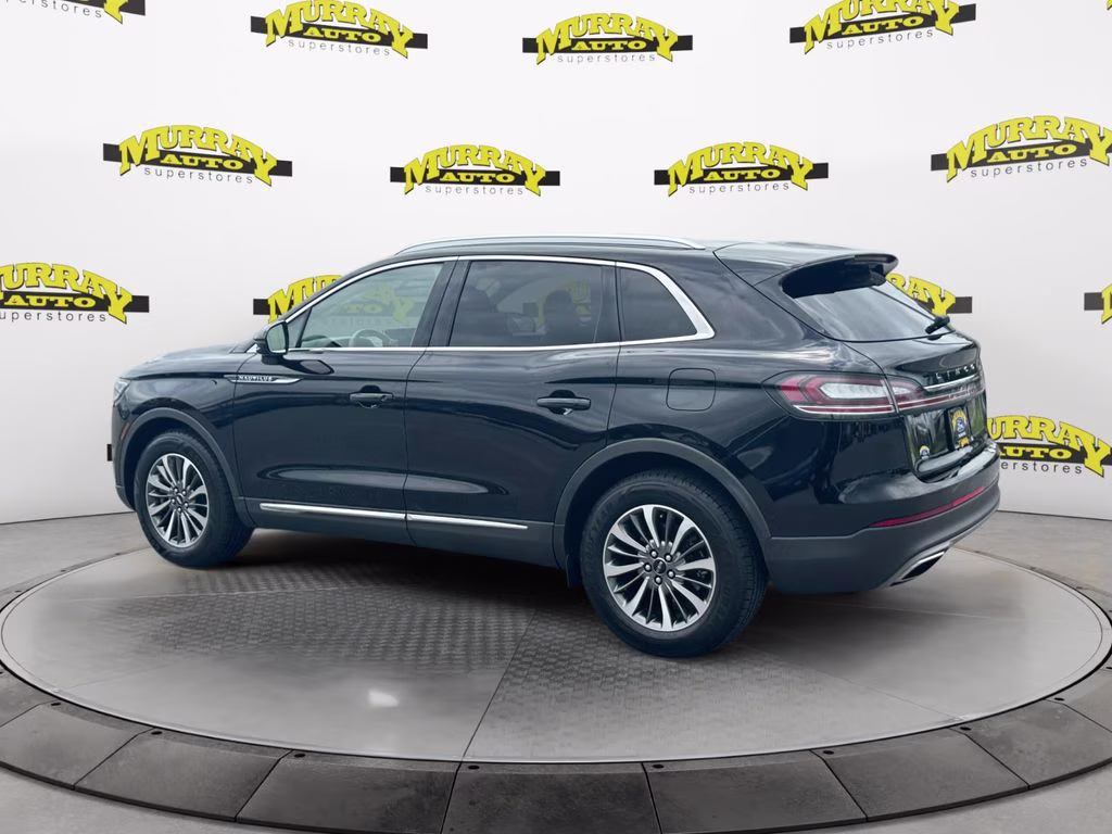 2022 Infinite Black Metallic Clearcoat Lincoln Nautilus Standard FWD SUV