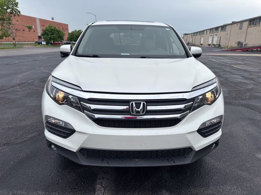 2016 White Diamond Pearl Honda Pilot EX-L AWD SUV