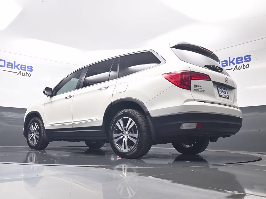 2016 White Diamond Pearl Honda Pilot EX-L AWD SUV