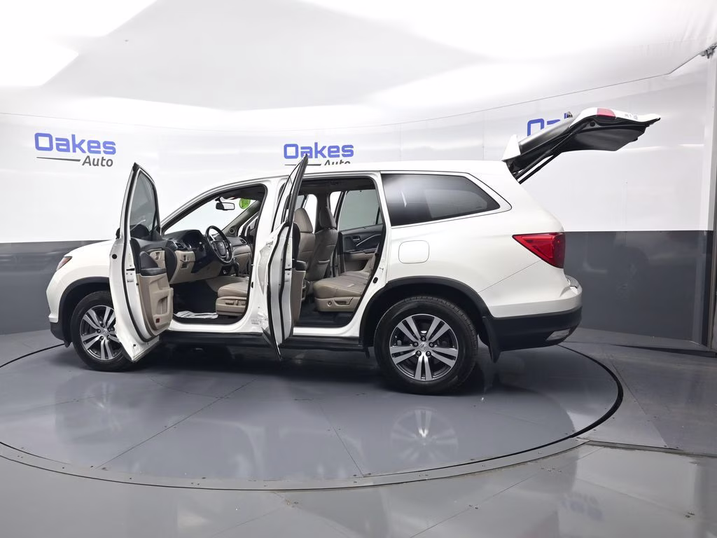 2016 White Diamond Pearl Honda Pilot EX-L AWD SUV
